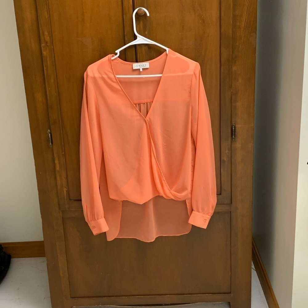 WAYF revolve sheer blouse small loose fit 19in pit backpleat highlow hem